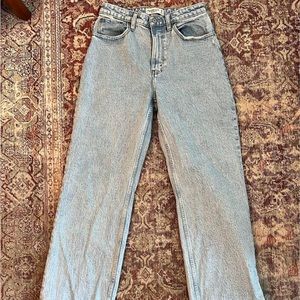 Abercombie and Fitch 90s Relaxed Jean High Rise